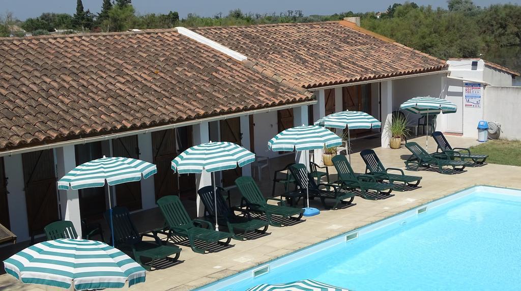 Auberge De La Fadaise Сент-Марі-де-ла-Мер Екстер'єр фото