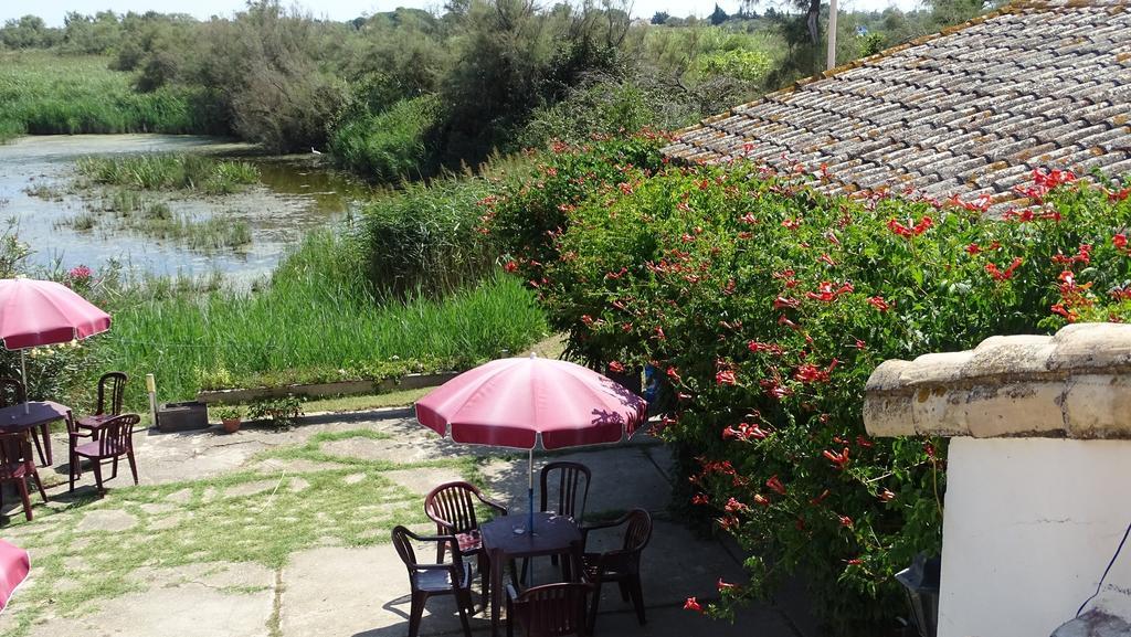 Auberge De La Fadaise Сент-Марі-де-ла-Мер Екстер'єр фото