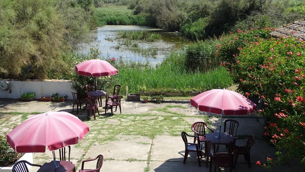 Auberge De La Fadaise Сент-Марі-де-ла-Мер Екстер'єр фото