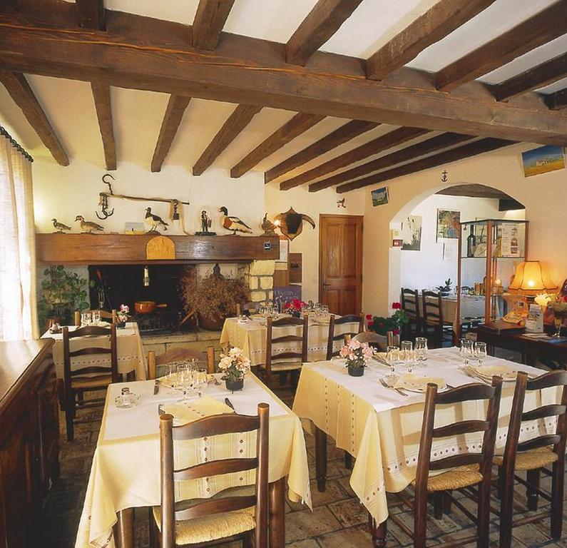 Auberge De La Fadaise Сент-Марі-де-ла-Мер Екстер'єр фото