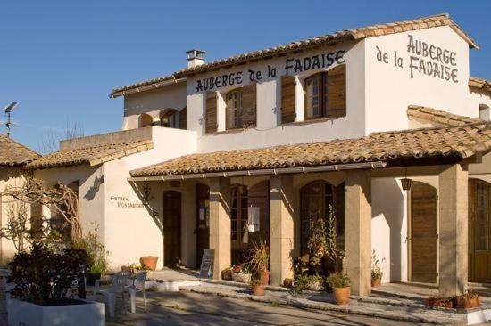 Auberge De La Fadaise Сент-Марі-де-ла-Мер Екстер'єр фото